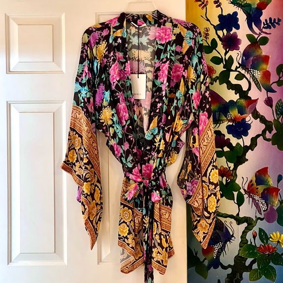 🌺🎉HP🎉🌺 NWT Spell & The Gypsy Butterfly Short Robe - Picture 15 of 16